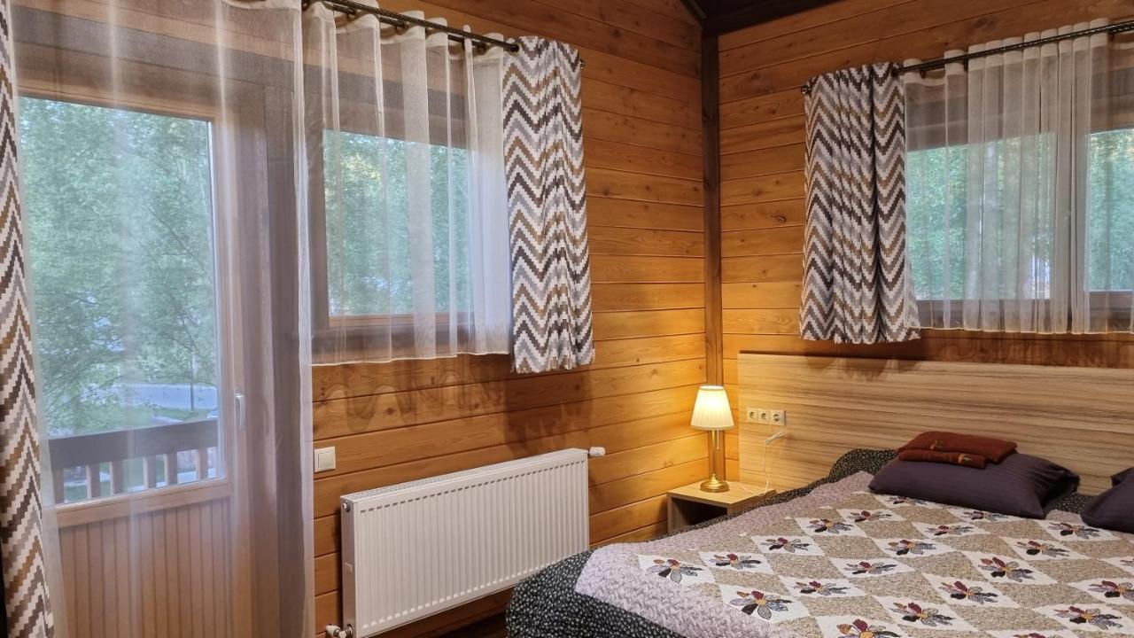 Novinki Park Guest House Danki Екстериор снимка