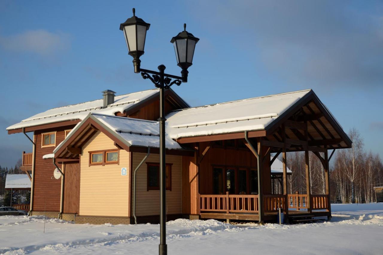 Novinki Park Guest House Danki Екстериор снимка